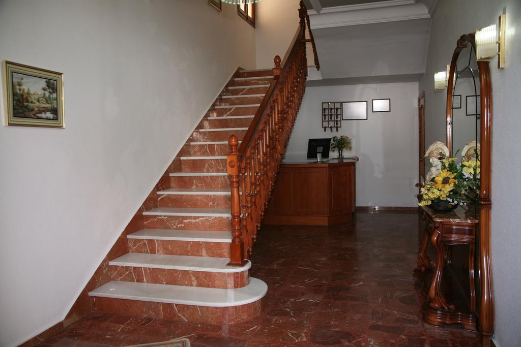 Hostal Santa Barbara Socuellamos Luaran gambar